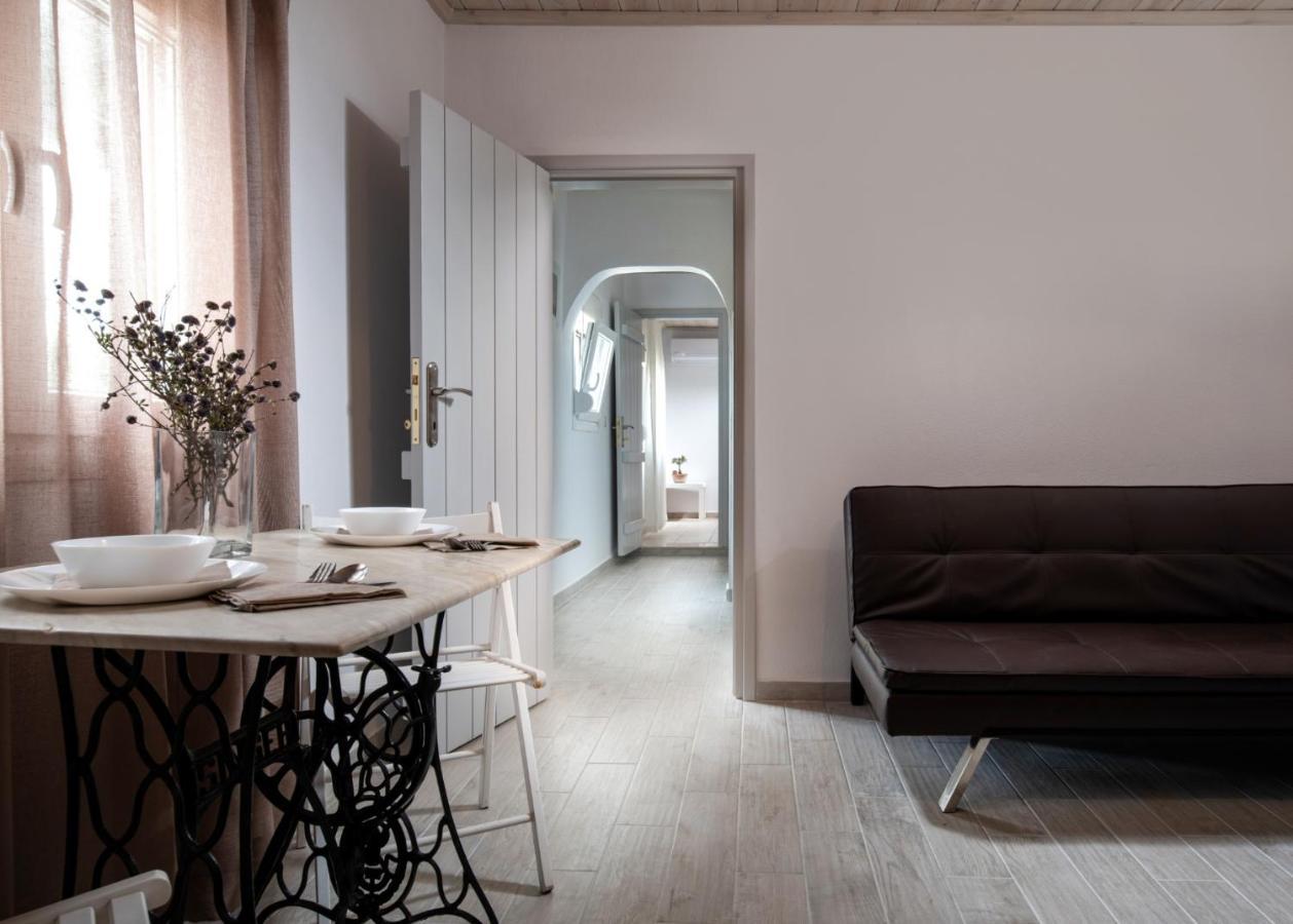 Agrikia Tis Vasilikis Apartman Ormília Kültér fotó